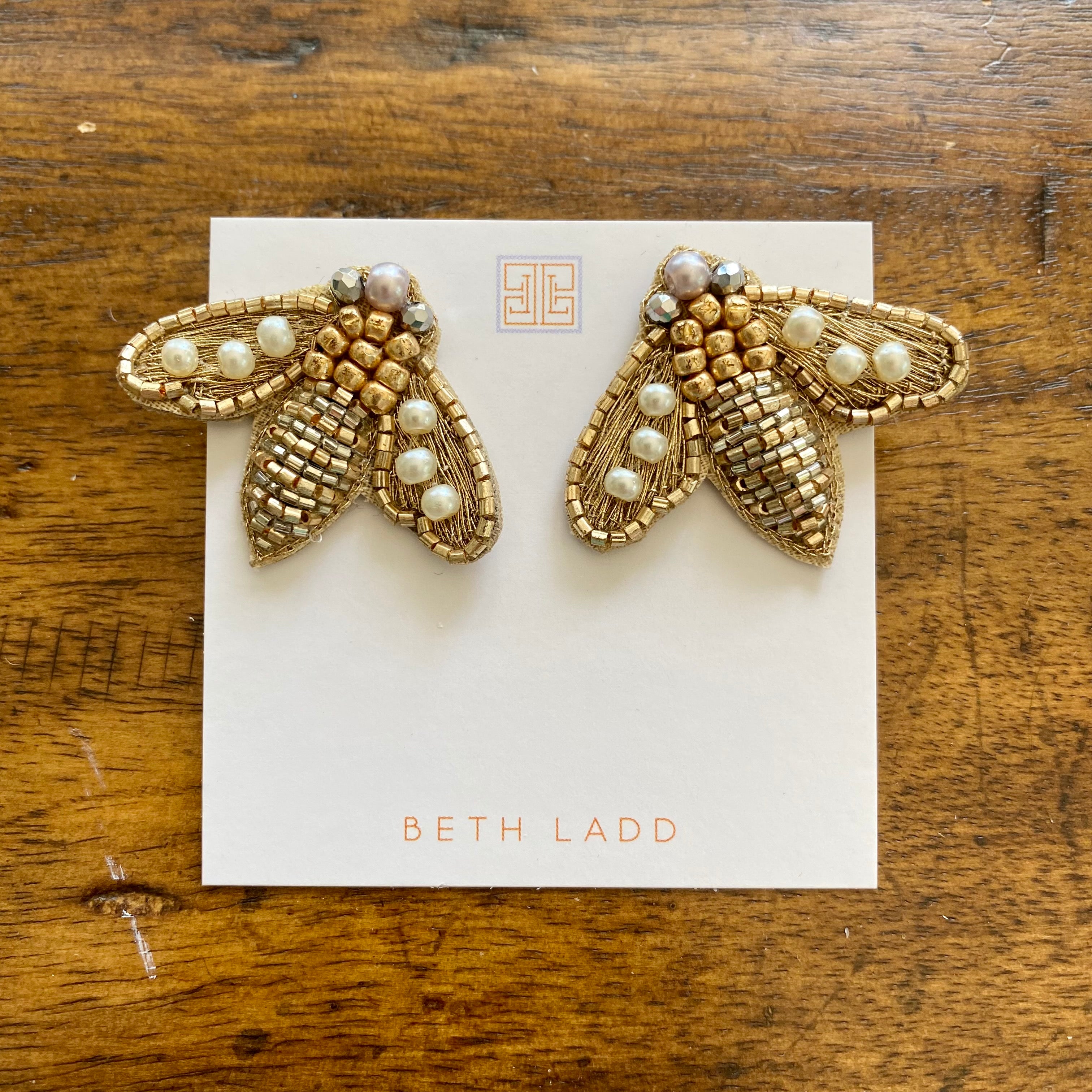 Bee Studs in Gold/Silver/Pearl