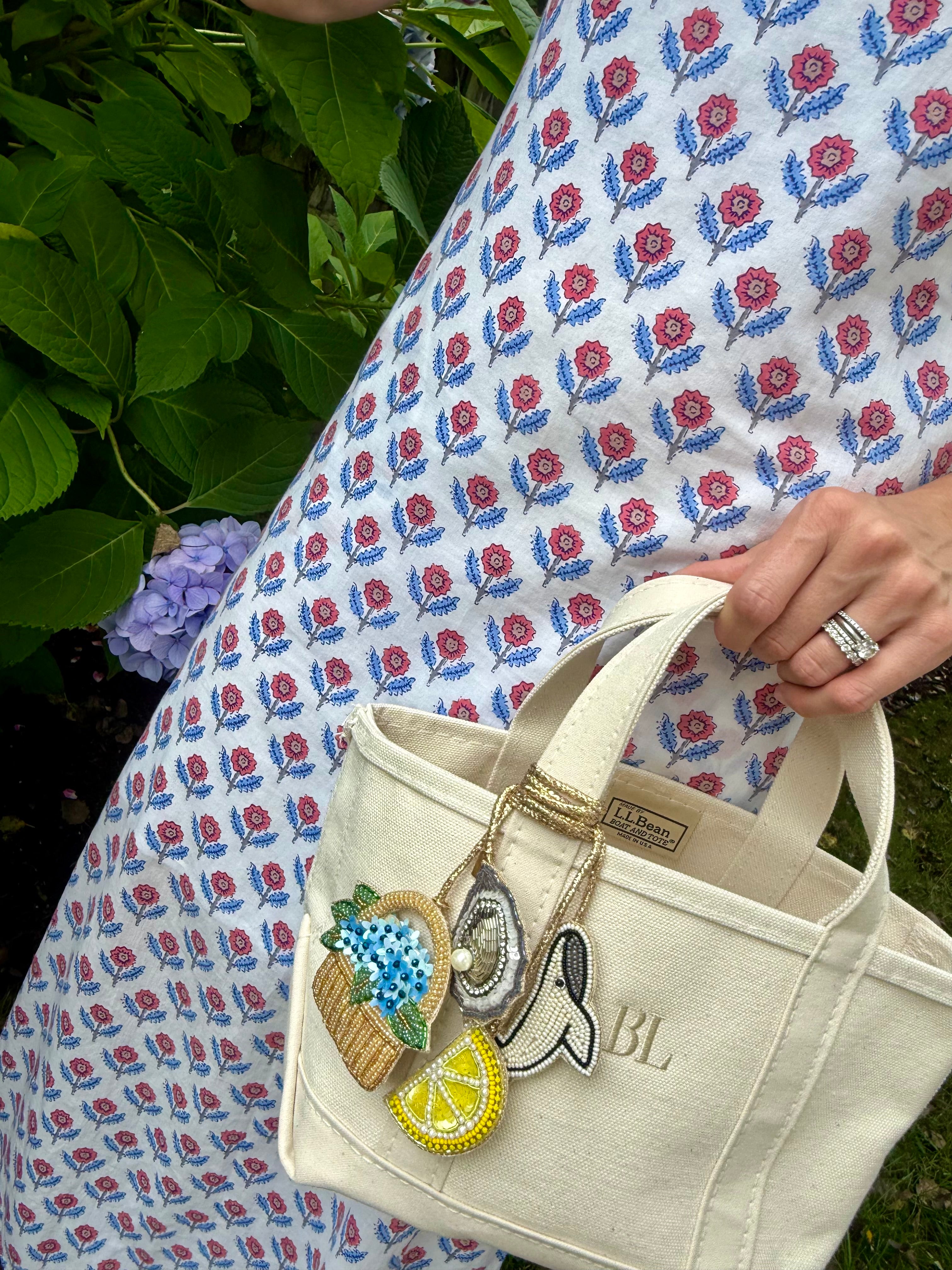 The Oyster Bag Charm