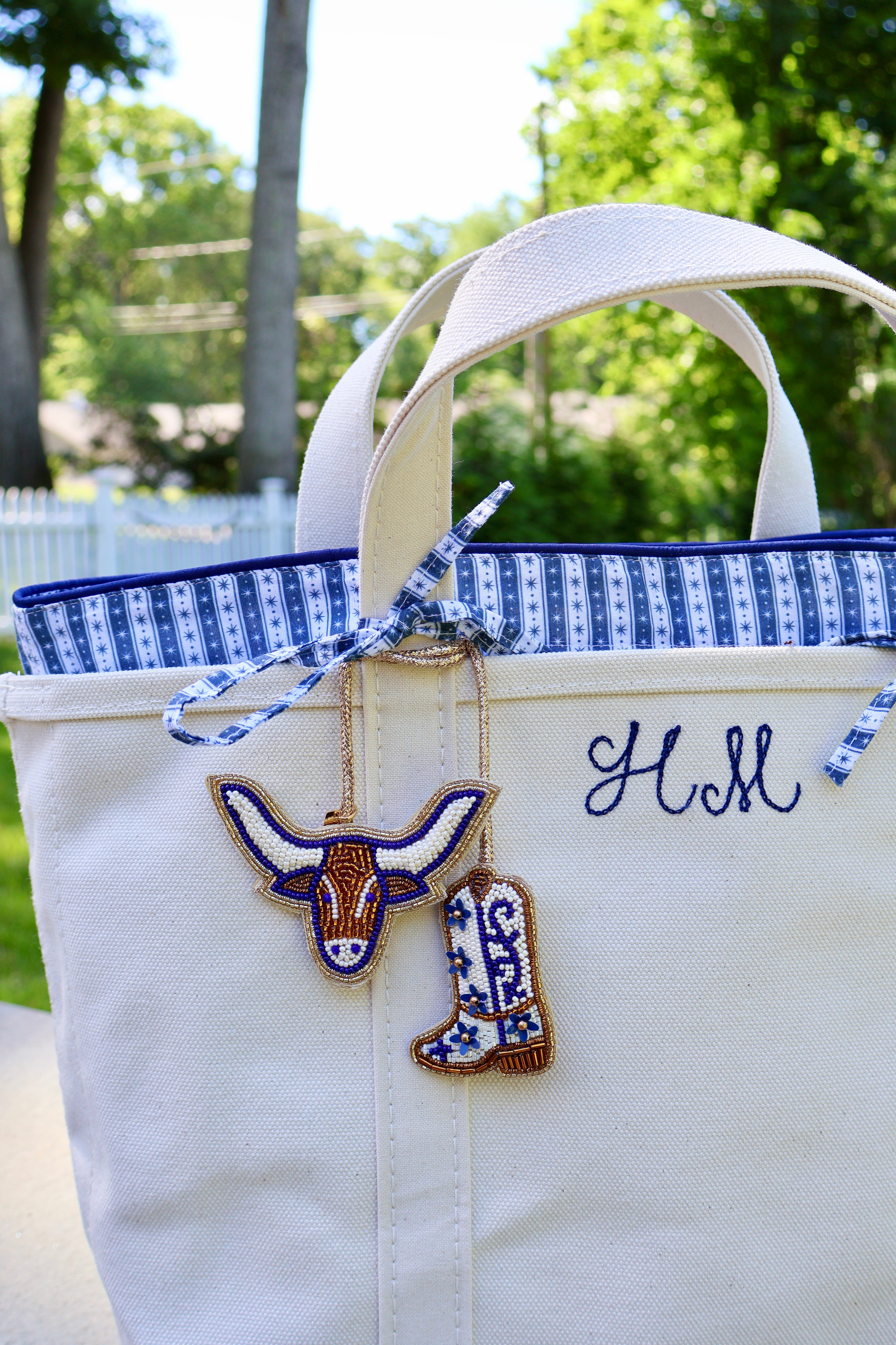 PRE-ORDER: Medium Tote Insert in Navy