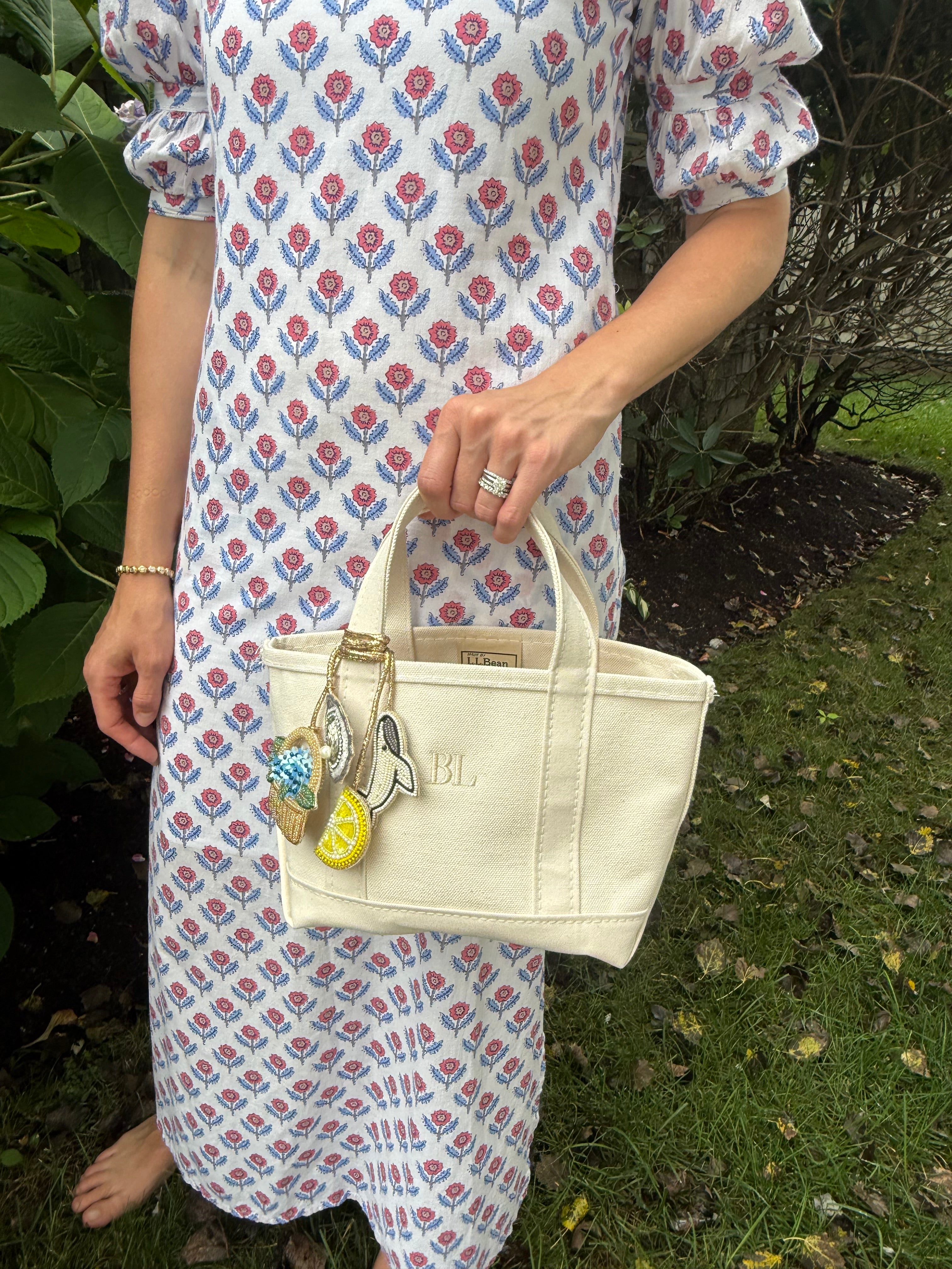The Oyster Bag Charm