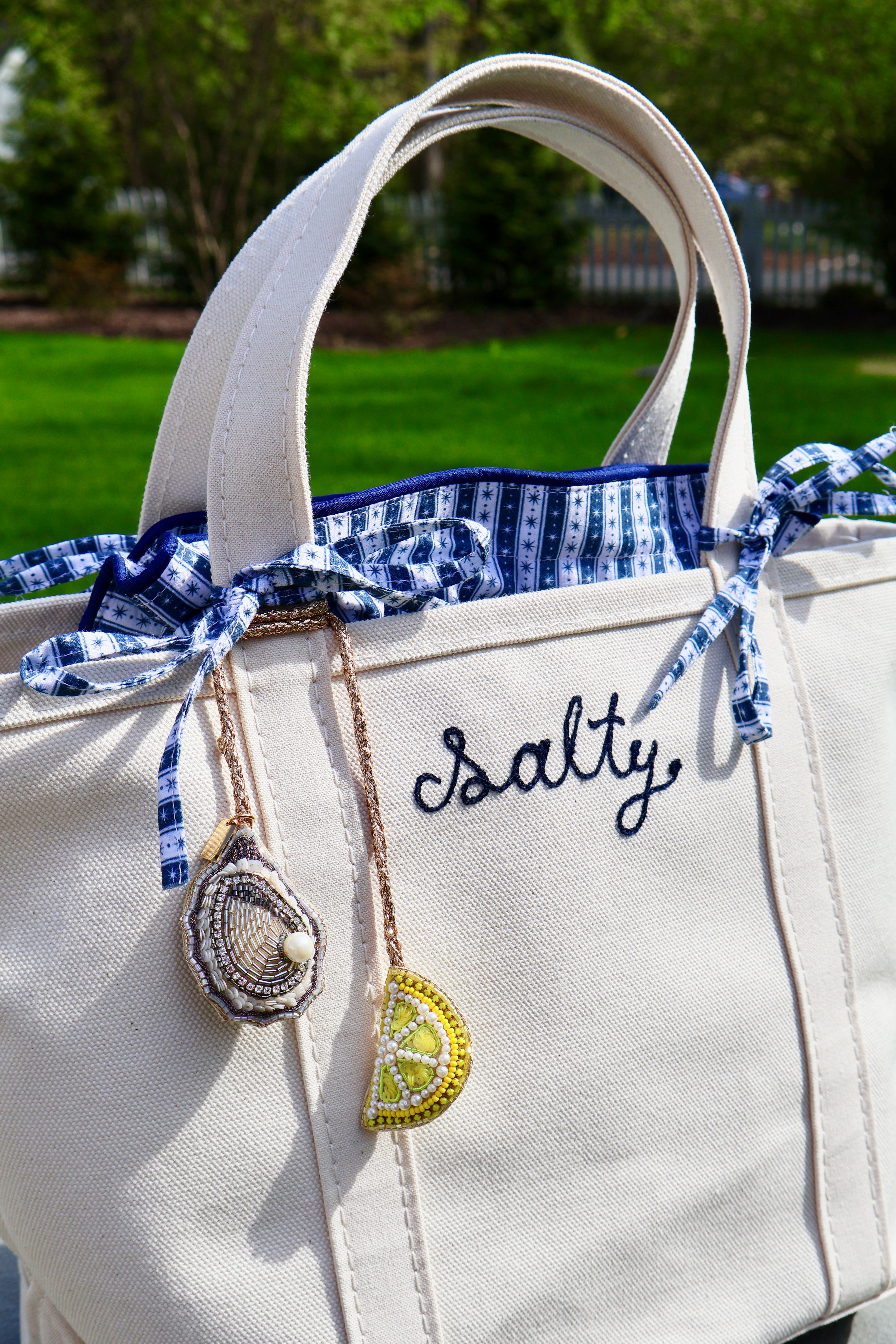 PRE-ORDER: Medium Tote Insert in Navy